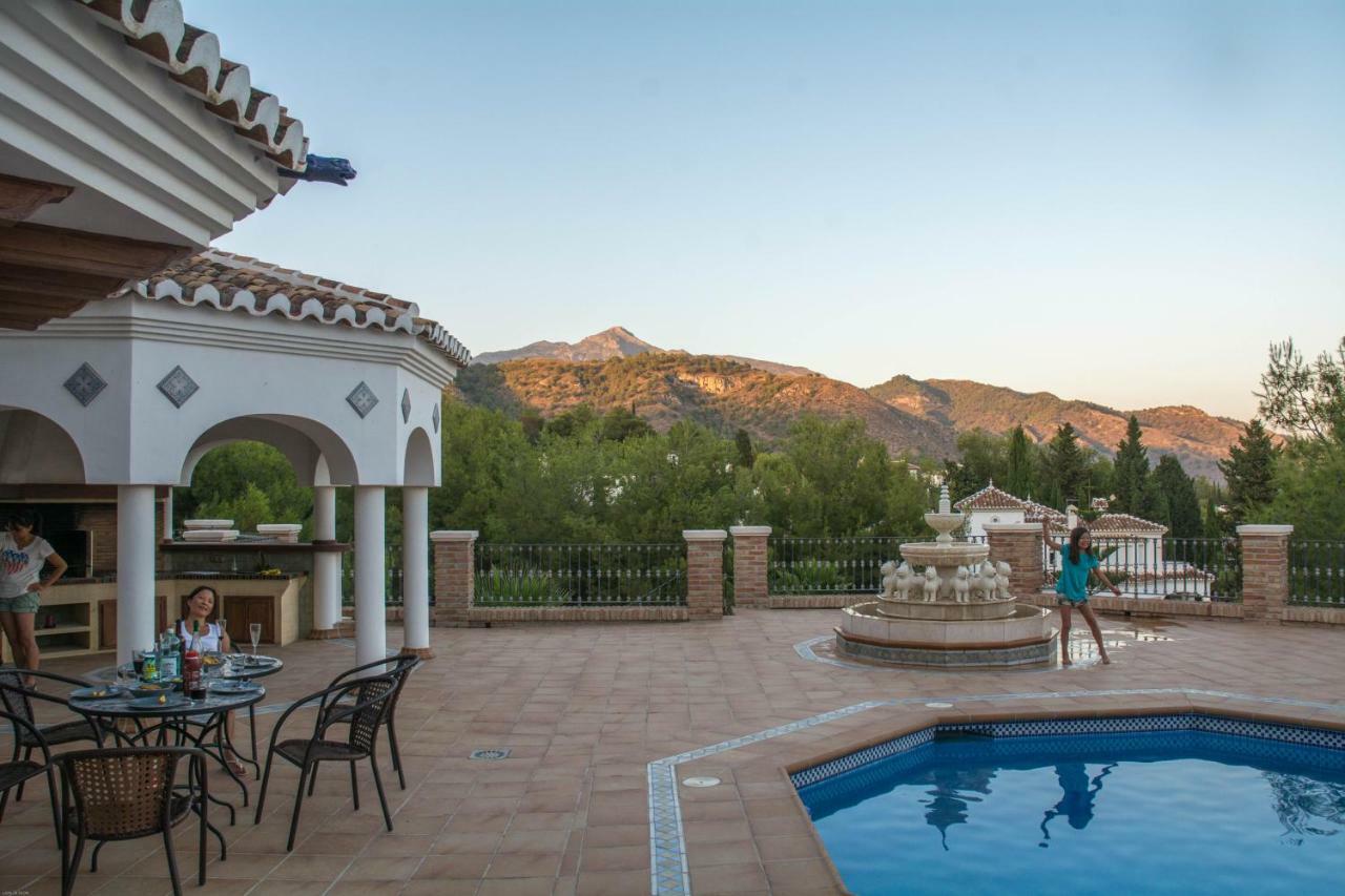 B&B Villa Carmen Frigiliana Bagian luar foto